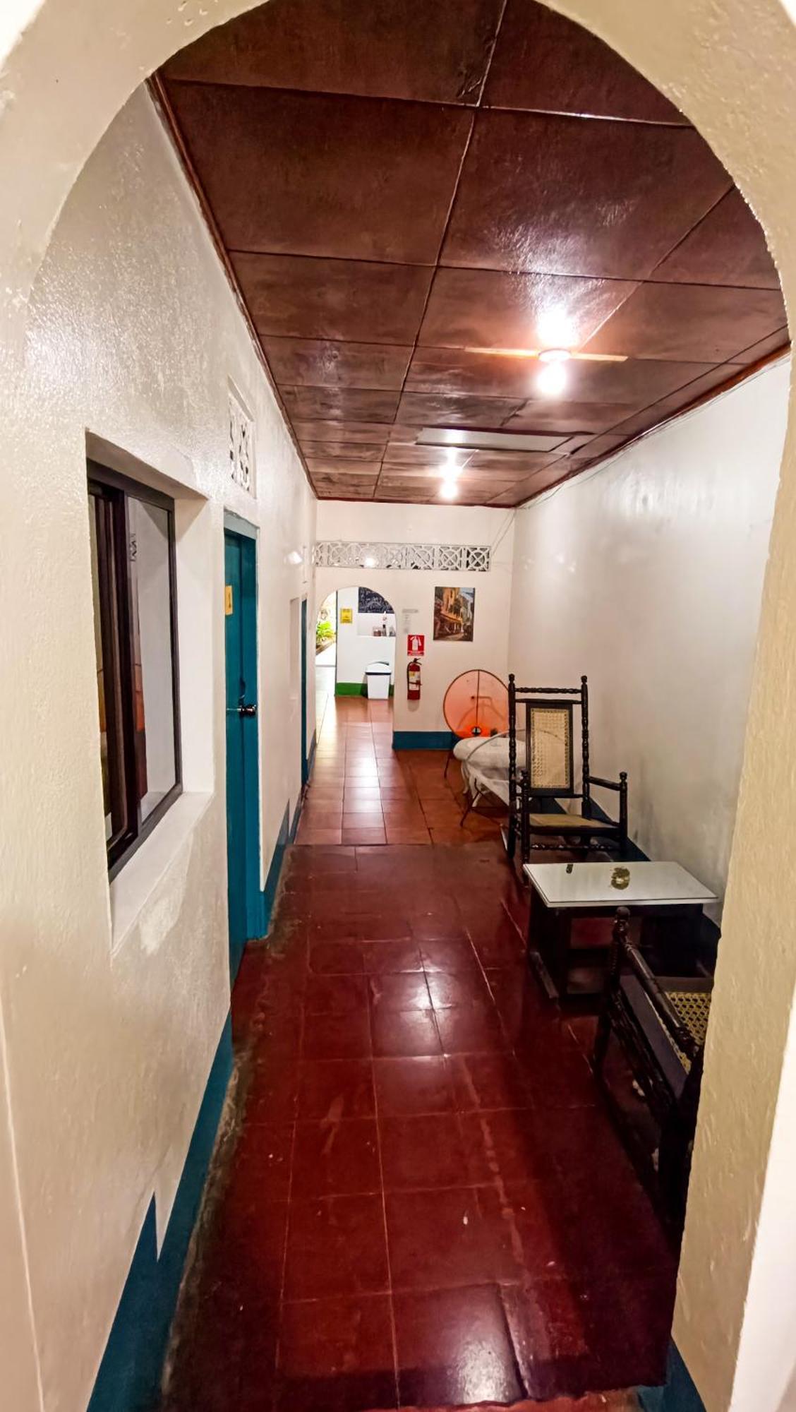 Hostal El Rio León Kültér fotó