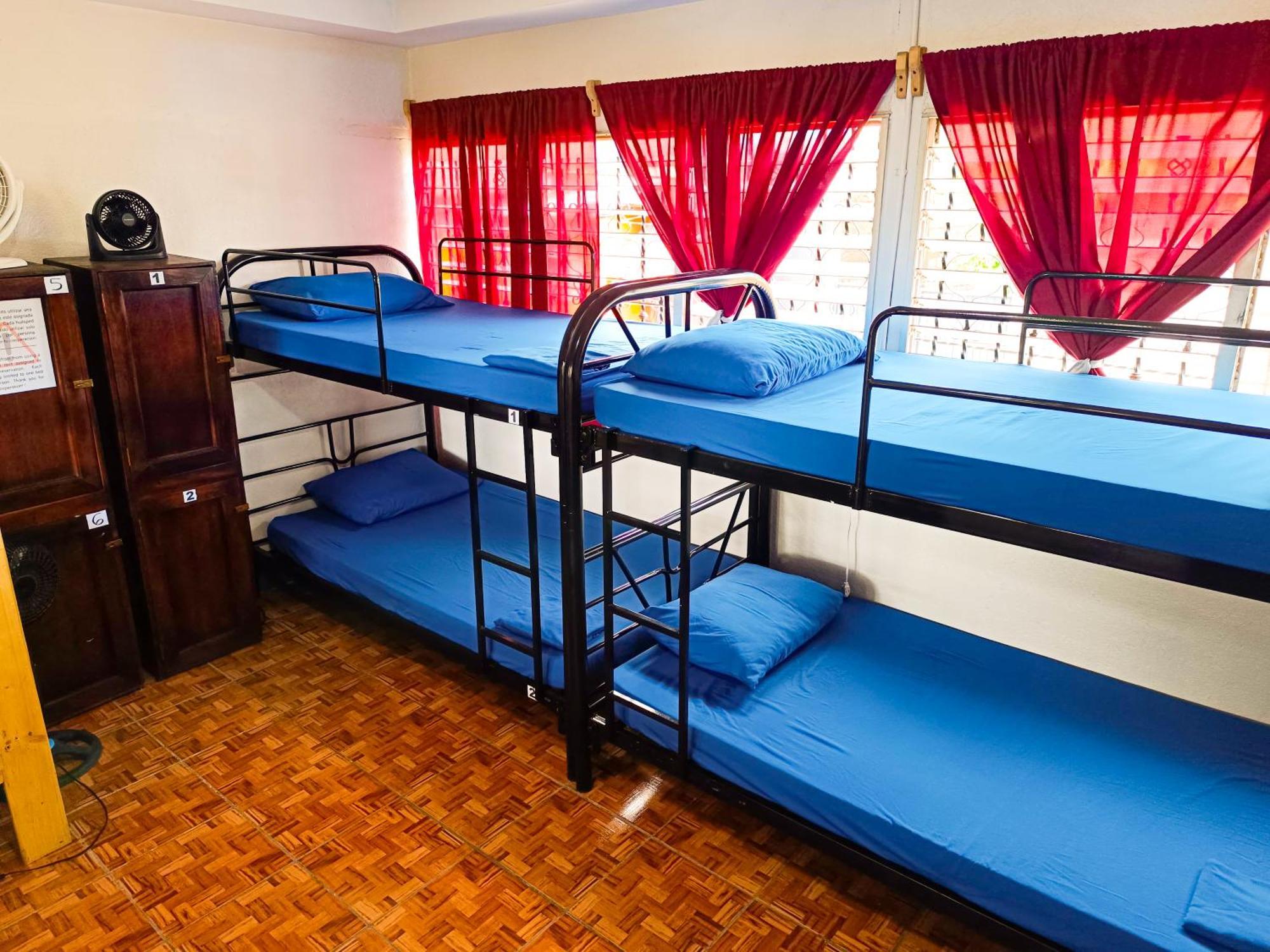 Hostal El Rio León Kültér fotó
